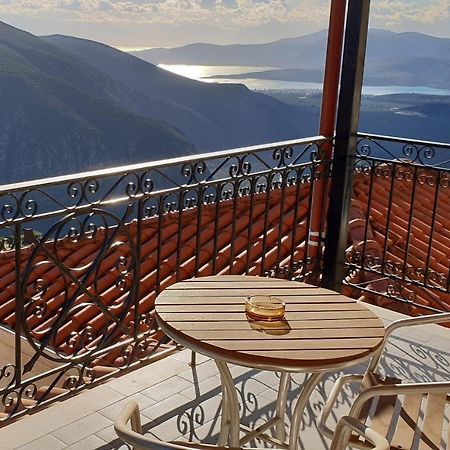 Apollo Hotel Delphi ภายนอก รูปภาพ