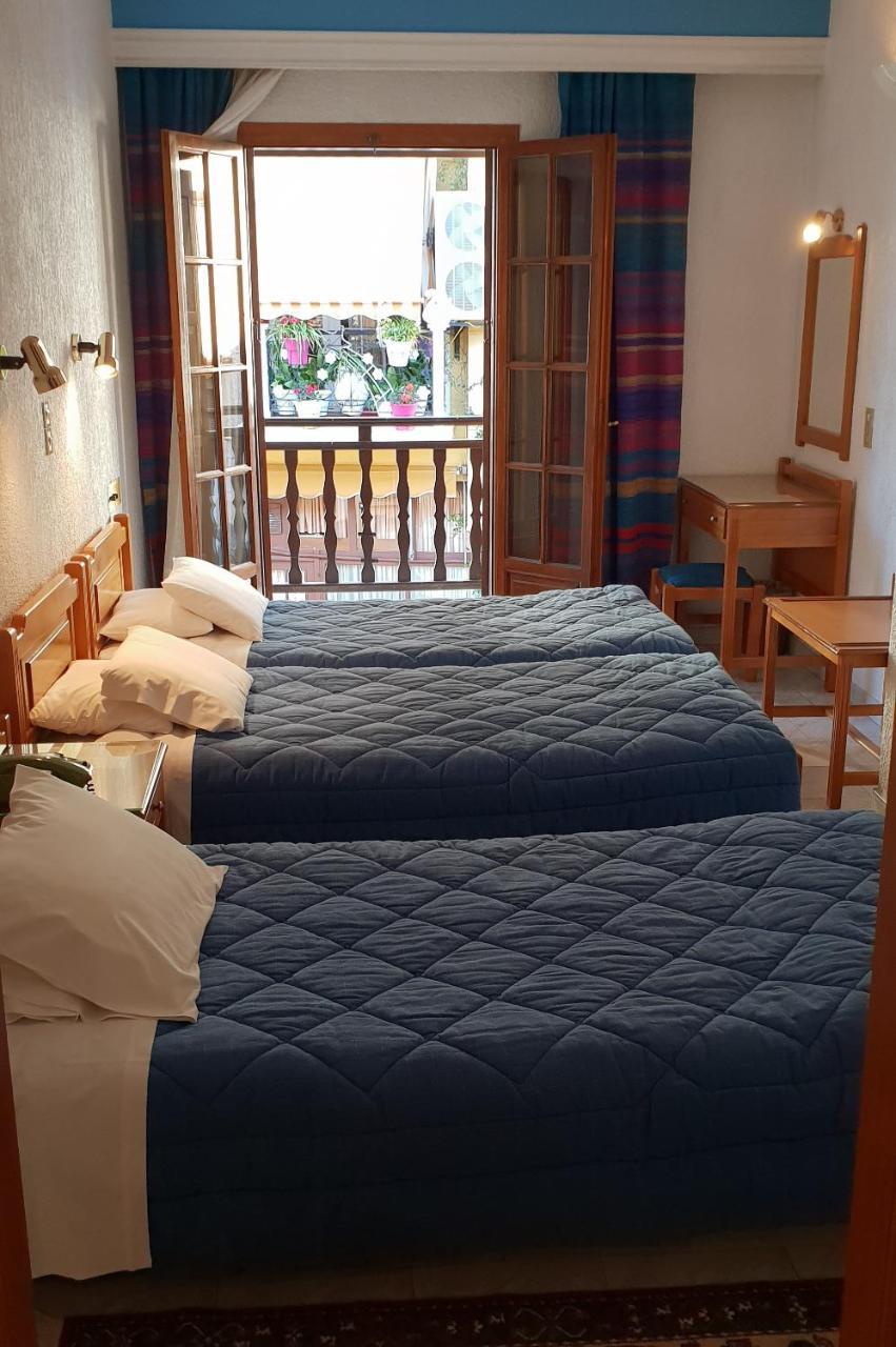Apollo Hotel Delphi ภายนอก รูปภาพ